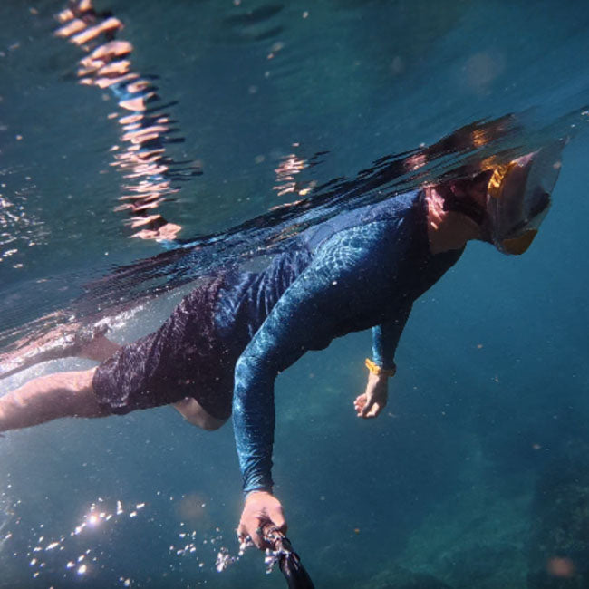 How to Take Underwater Photos With Phone: 7 Tips