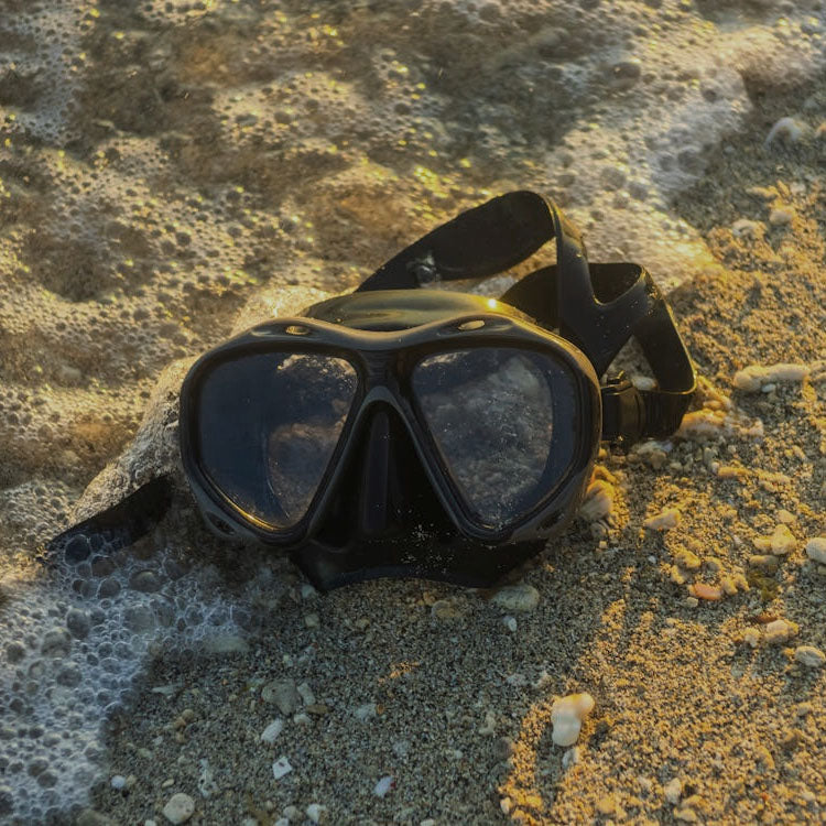 Seven Reasons for a Leaking Snorkel Mask and How to Fix It