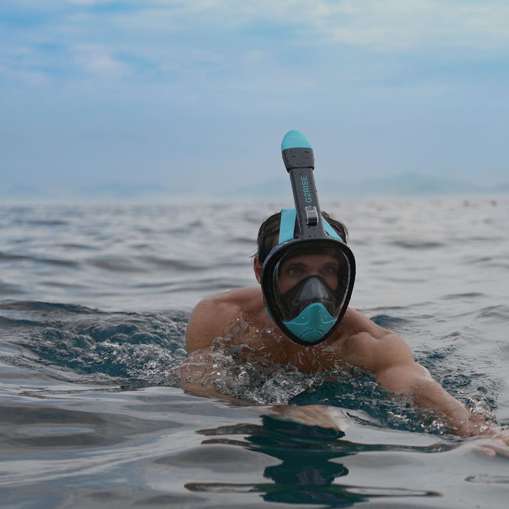 Is It Safe to Snorkel With a Full-Face Mask